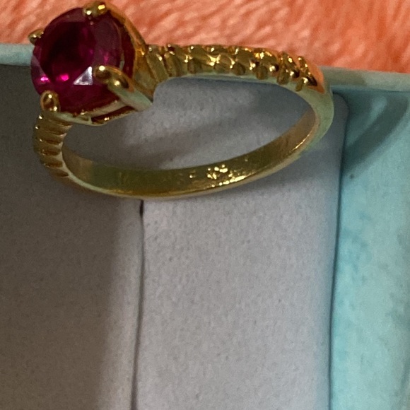 14kt Gold Filled Ruby Stone Ring - Picture 4 of 6